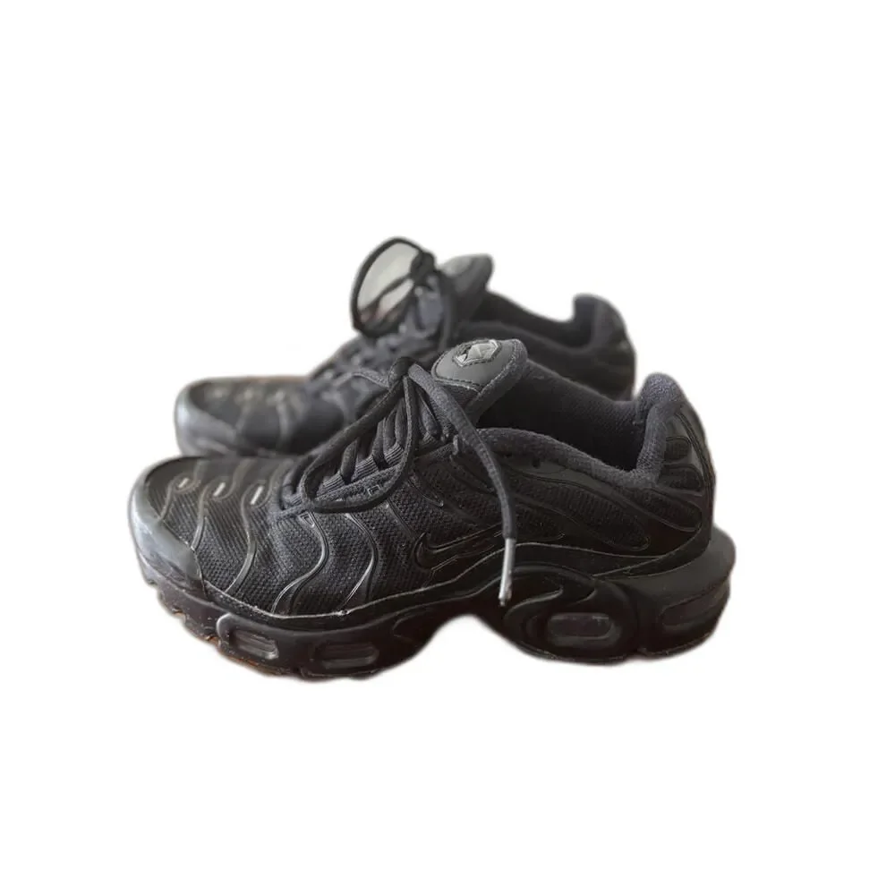 Nike Air Max Plus GS Triple Black Running Sneakers Youth 4Y CD0609-001